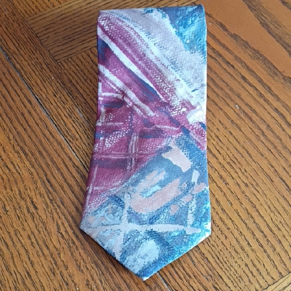 Elegant Multicolor Abstract Men's Tie 100% Silk Handmade Italian Tie